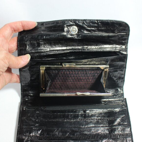 Women's Black Faux Leather Tri-fold Wallet - Picture 4 of 5